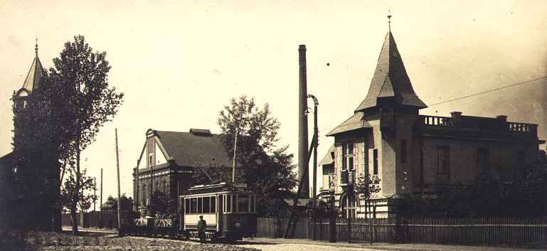 Kiedy 1 stycznia 1951 roku dobiegły końca powojenne zmiany, wytwórni w Zgierzu nadano nazwę „Zakłady Chemiczne – Boruta w Zgierzu”, która później została zmieniona na „Zakłady Przemysłu Barwników „Boruta” w Zgierzu”.  Na zdjęciu budynek zakładu