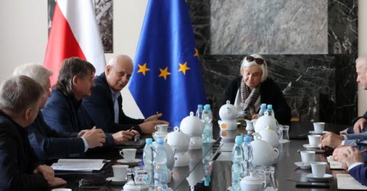 Przedstawiciele branży hutniczej w Ministerstwie Przemysłu Przedstawiciele branży hutniczej w Ministerstwie Przemysłu