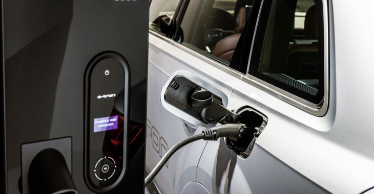 Audi testuje inteligentną sieć energetyczną Audi testuje inteligentną sieć energetyczną