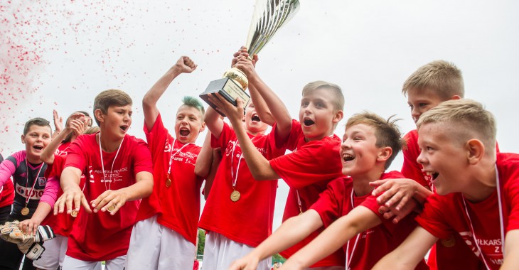 LOTOS inwestuje w nowe pokolenie piłkarzy LOTOS inwestuje w nowe pokolenie piłkarzy