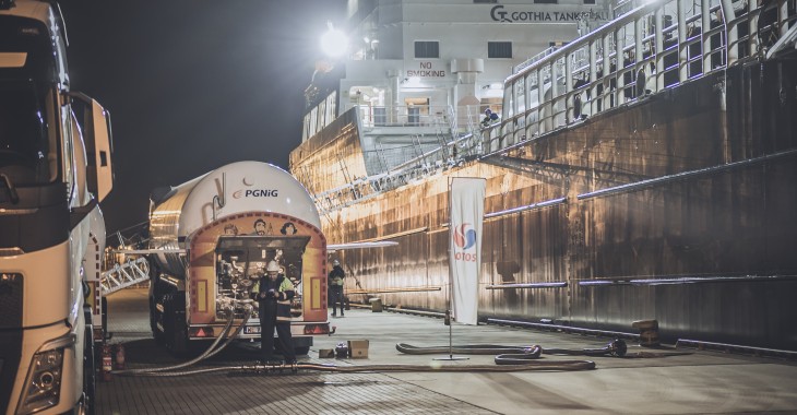 LOTOS i PGNiG: pierwsze bunkrowanie statków w polskich portach morskich skroplonym gazem ziemnym LNG