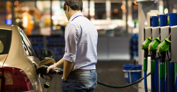 Polacy kupili więcej paliw płynnych niż przed rokiem