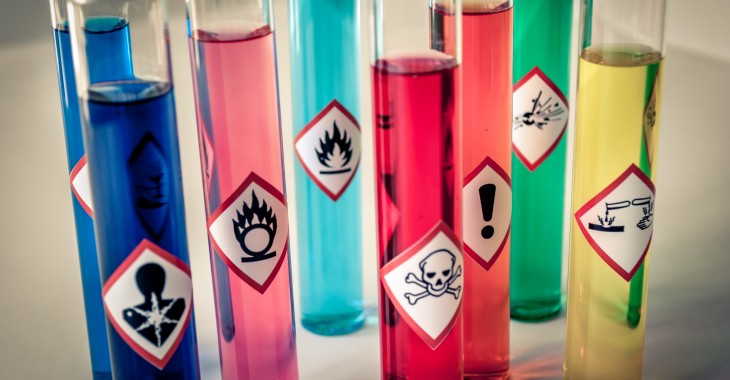 Zagrożenia chemiczne wczoraj i dzisiaj Zagrożenia chemiczne wczoraj i dzisiaj