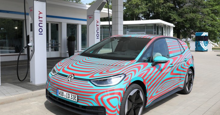 Volkswagen zebrał już ponad 30 000 rezerwacji na całkowicie elektryczny model ID.3
