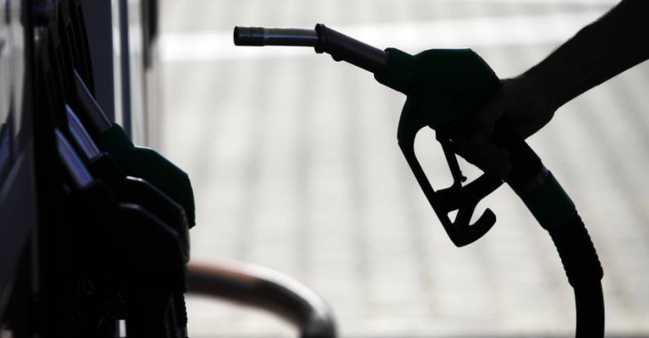 Ceny ropy naftowej powoli się stabilizują po ataku w Arabii Saudyjskiej