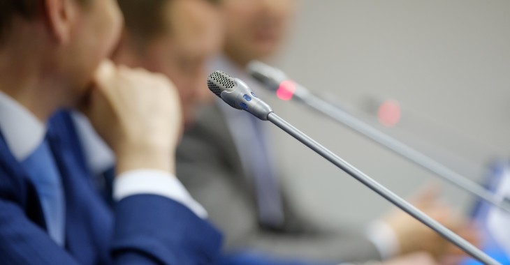 Zobacz, kto potwierdził udział w debatach podczas CHEMII 2020