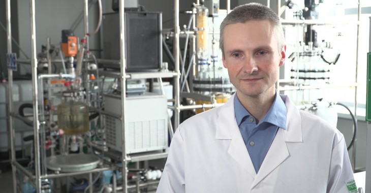 Polscy naukowcy pracują nad nowymi zastosowaniami grafenu. Niektóre rozwiązania, jak antykorozyjne farby, wkrótce trafią do sprzedaży