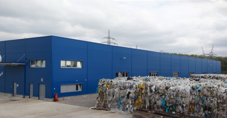 MOL Group przejmuje węgierskiego lidera recyklingu plastiku